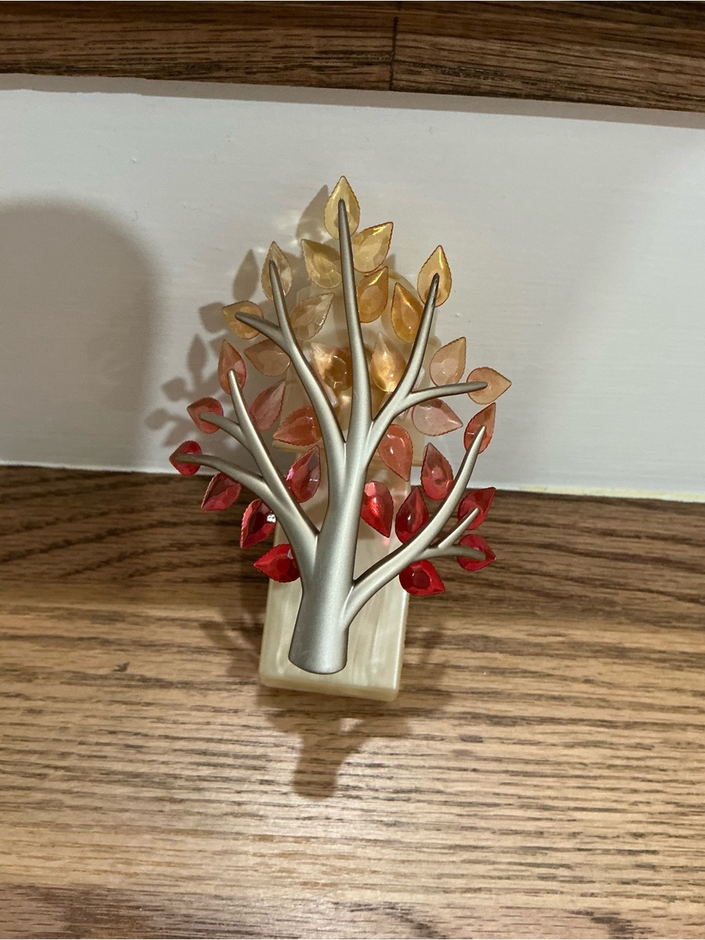 Bath & Body Works Fall Tree Wallflower Plug with Red and Gold Leaves